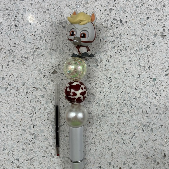 Maximus Doorables Pen with ink refill - Picture 1 of 3